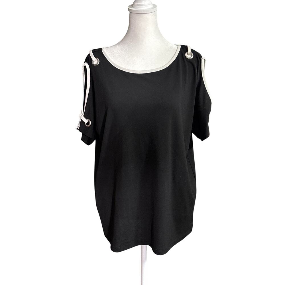 Chic Carmen Marc Valvo Black & White Top - Size M